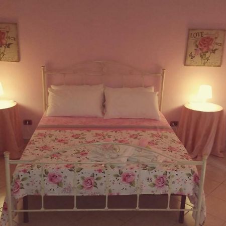 B&B La Rosa Taranto Exterior foto